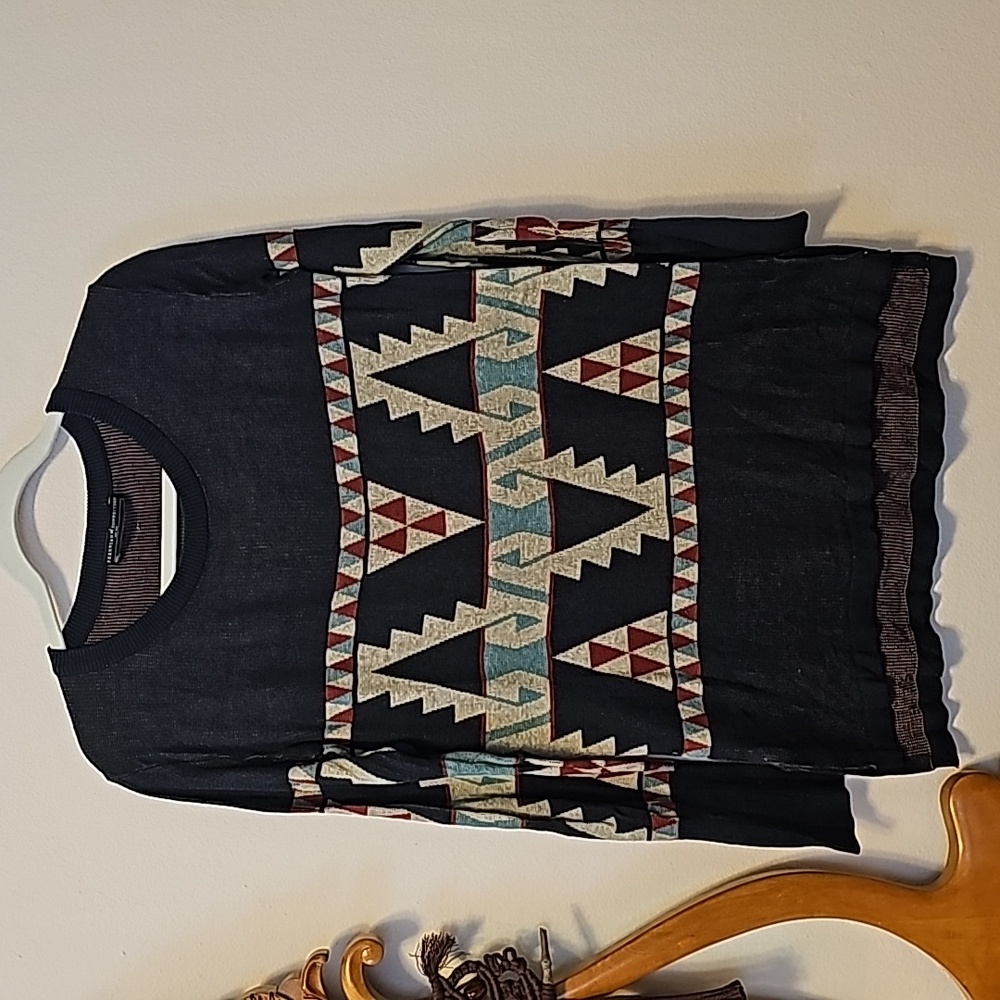 Geometric Patterned Sweater in Black and Red